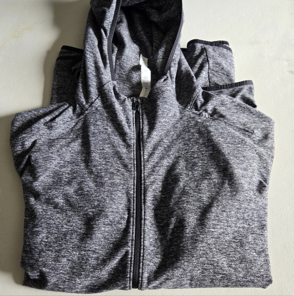 Lululemon Surge Warm Full Zip Size X-Large Heathered Black Color